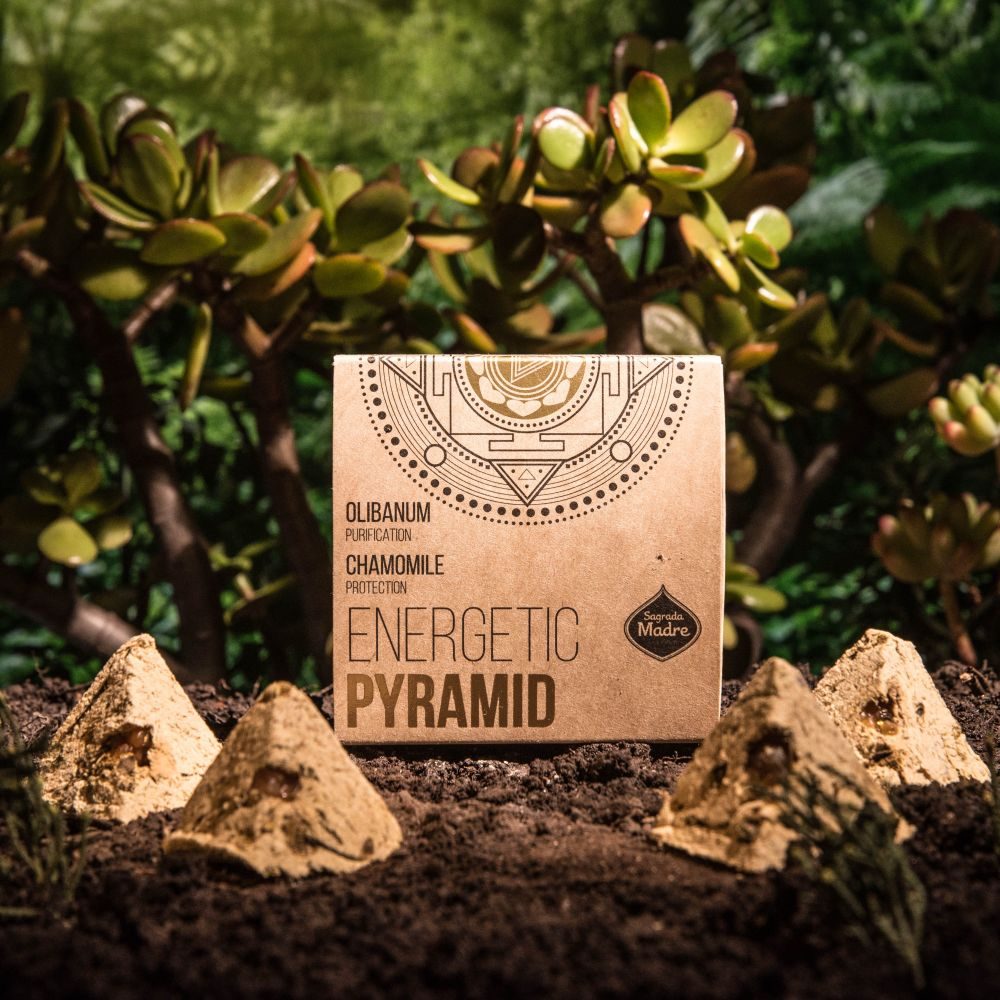 Energetic Pyramids - Frankincense & Chamomile | Aromatherapy & Relaxation